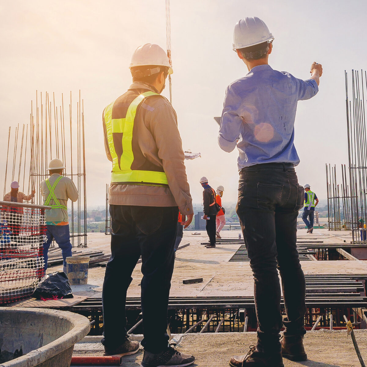 constructionworkersatsite construction people